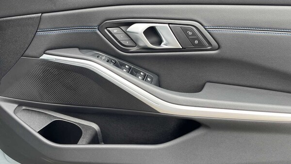Used BMW 3 Series 2024 for sale - 75218081: Photo 27