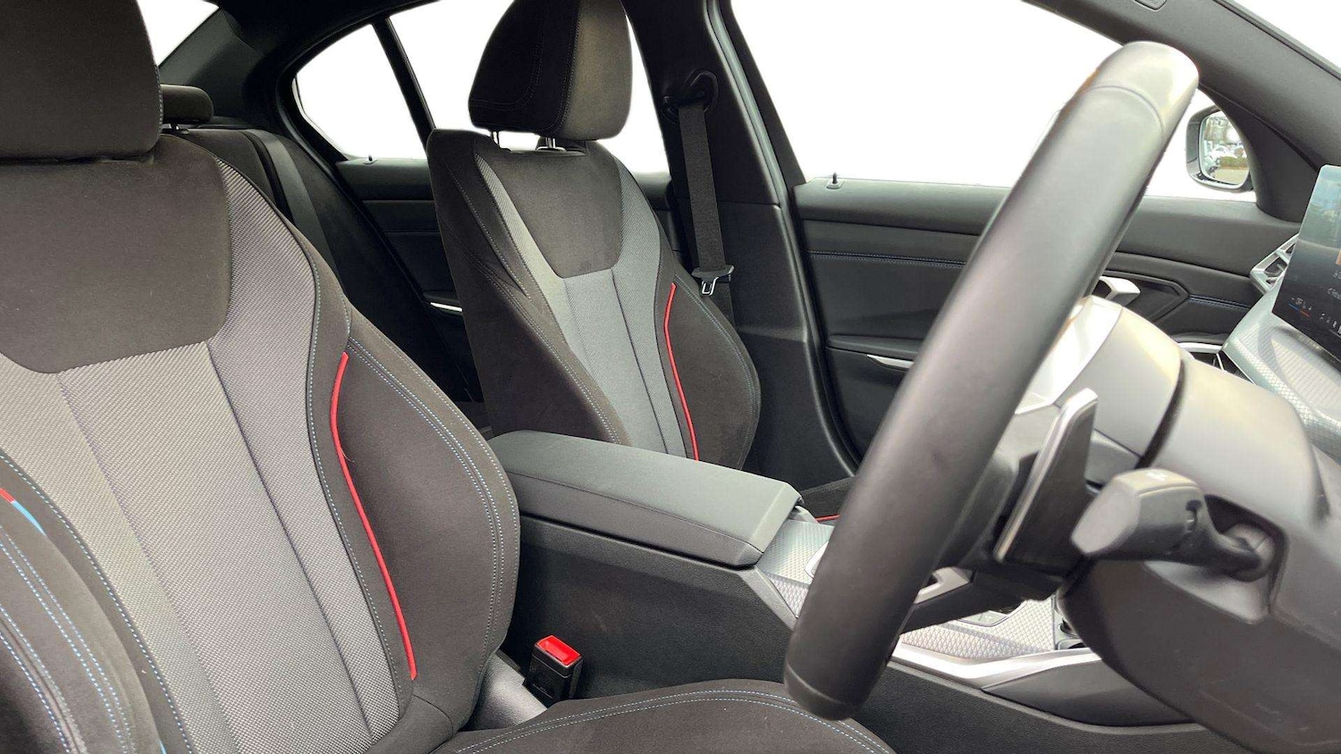 Used BMW 3 Series 2025 for sale - 77500260: Photo 13