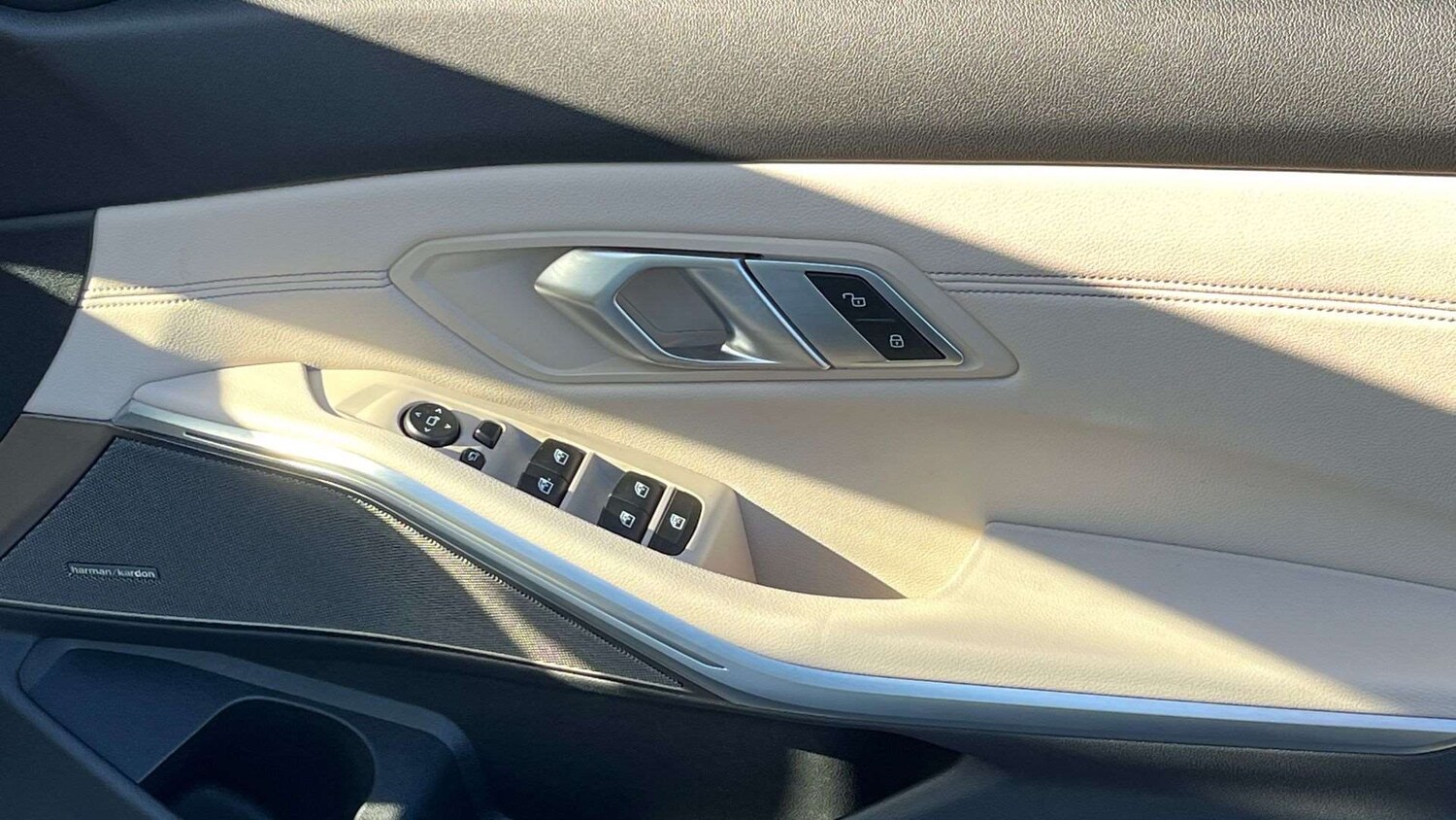 Used BMW 3 Series 2020 for sale - 75981197: Photo 27