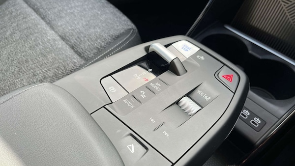 Used BMW iX1 2025 for sale - 76034644: Photo 12