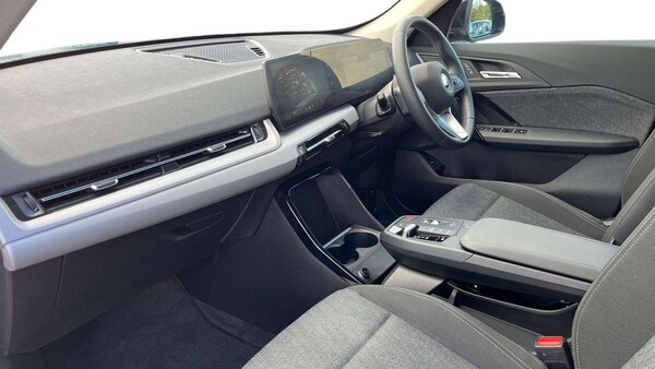 Used BMW iX1 2025 for sale - 76034644: Photo 9