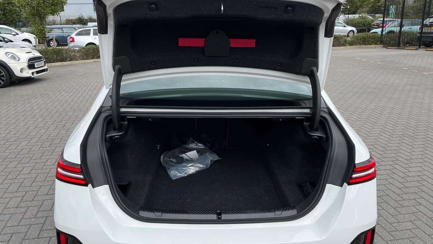 Used BMW 5 Series 2024 for sale - 77147233: Photo 15