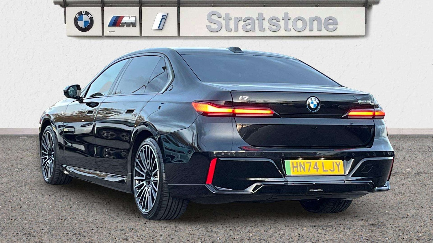 Used BMW i7 2024 for sale - 77134972: Photo 2