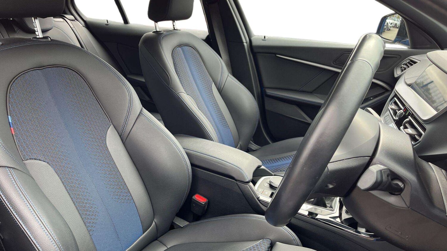 Used BMW 1 Series 2023 for sale - 76126023: Photo 13