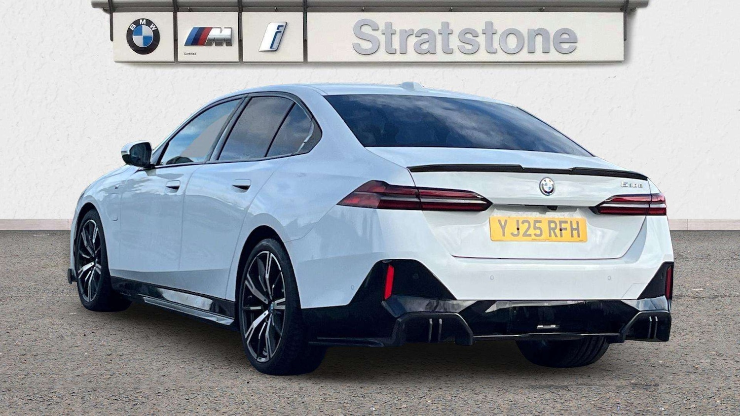 Used BMW 5 Series 2025 for sale - 76156310: Photo 2