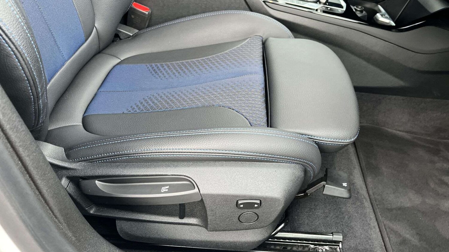 Used BMW 2 Series 2023 for sale - 75861098: Photo 28