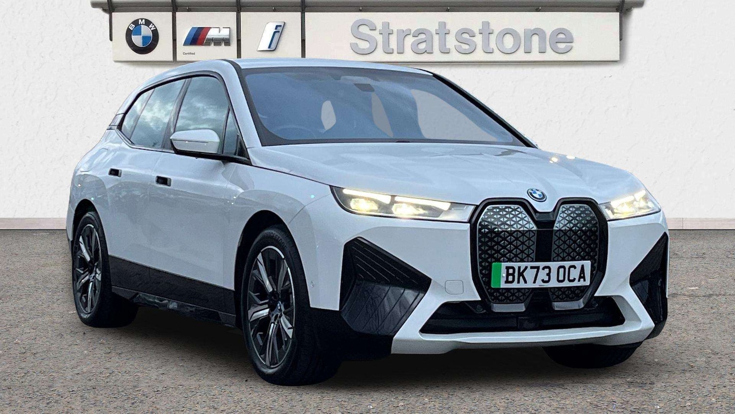 Used BMW iX 2023 for sale - 76902369: Photo 1