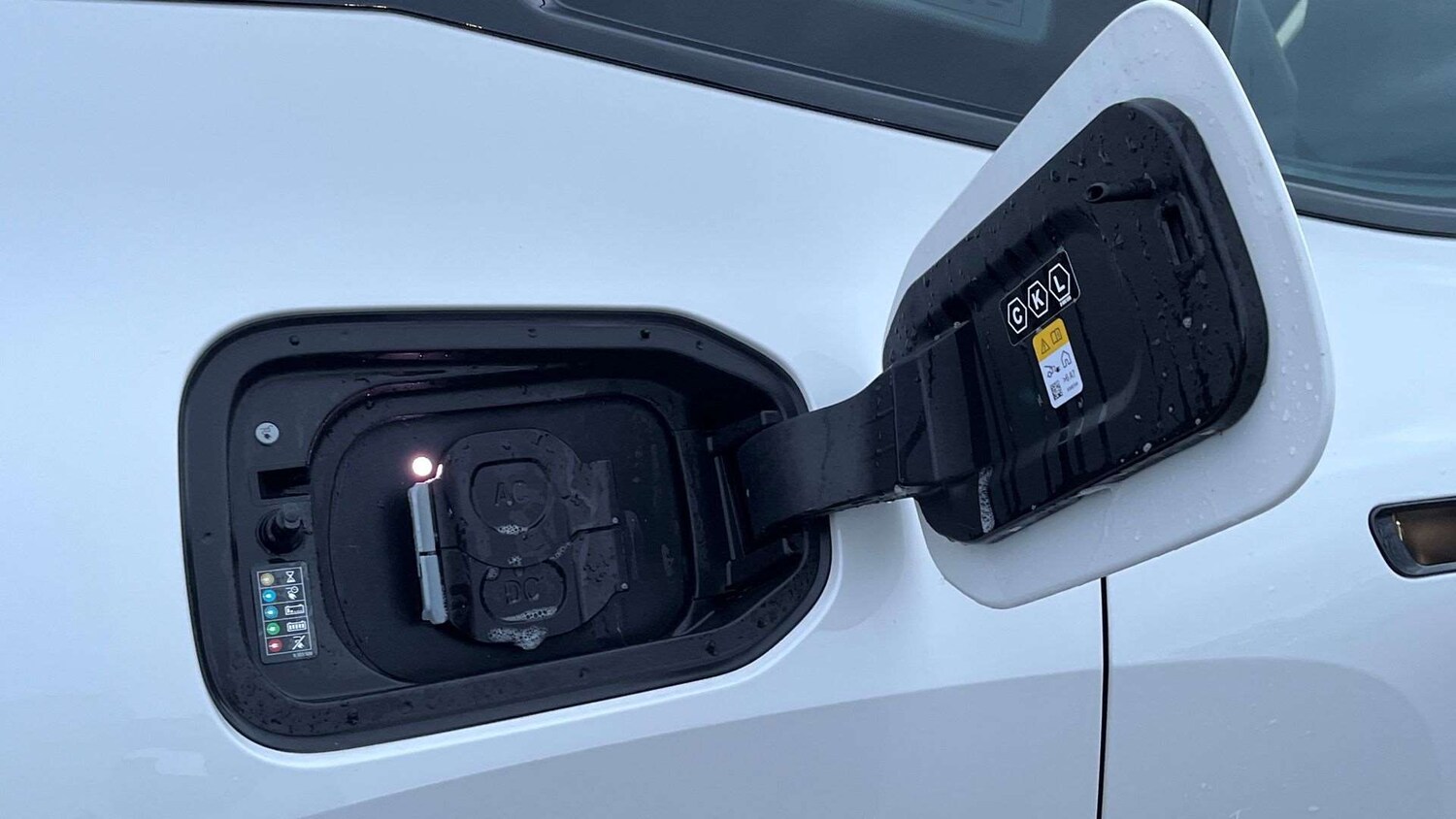 Used BMW iX 2023 for sale - 76902369: Photo 25