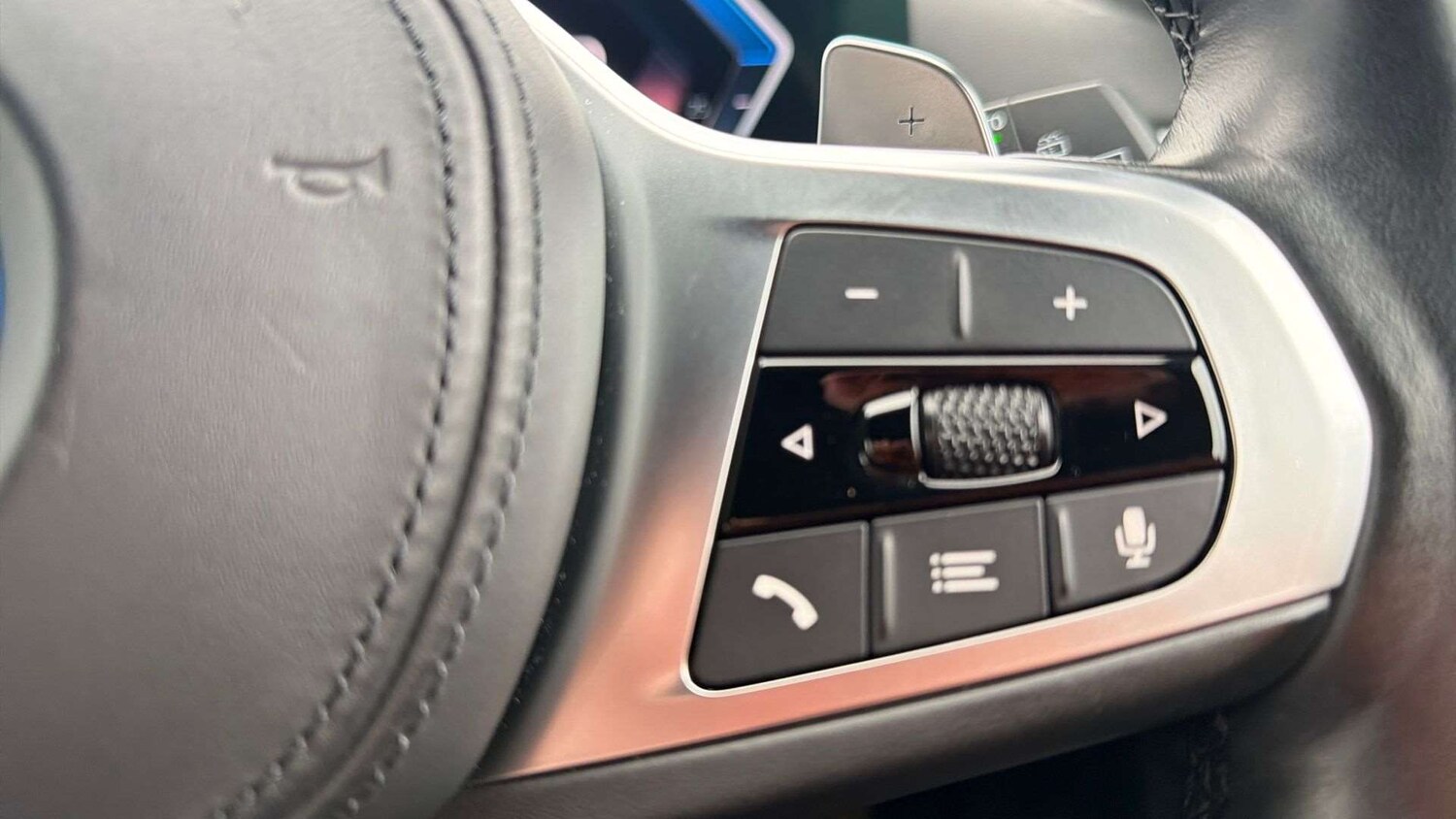 Used BMW 3 Series 2023 for sale - 77698747: Photo 23