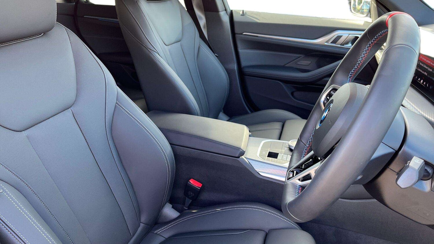 Used BMW i4 2025 for sale - 76016001: Photo 13
