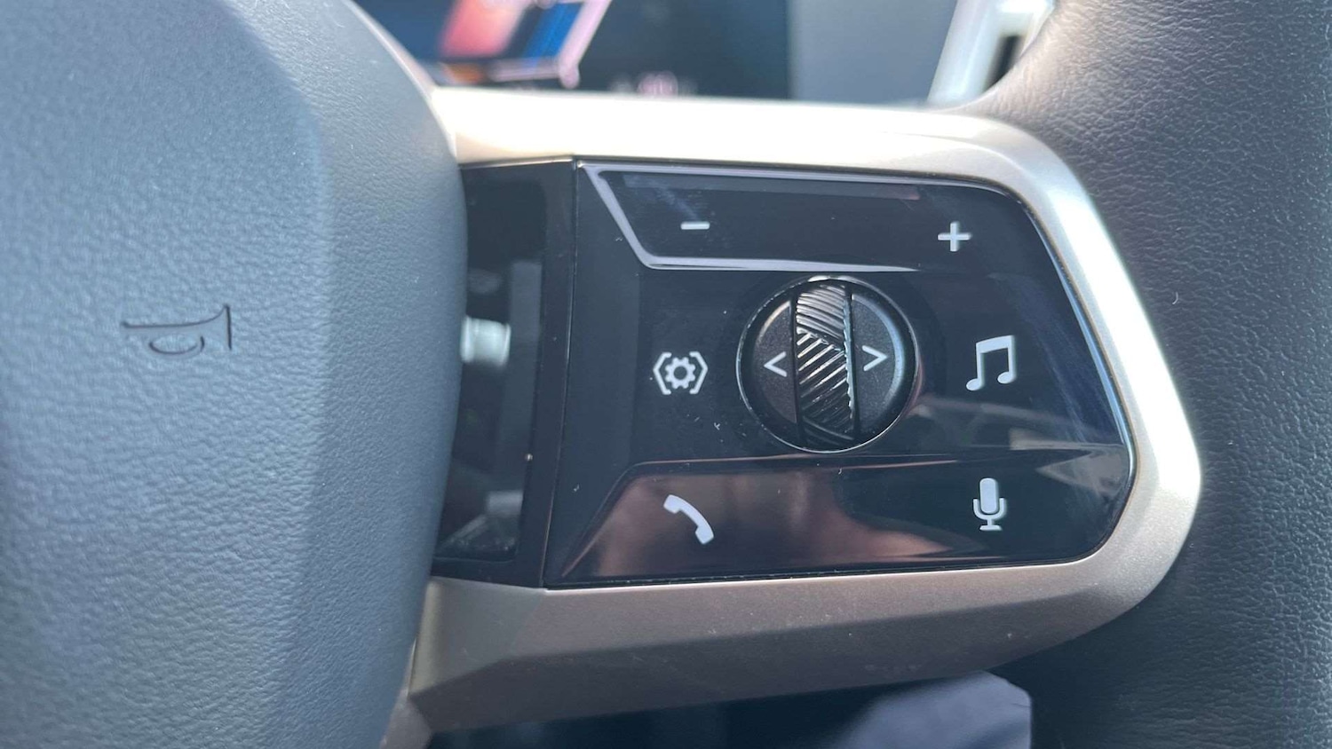 Used BMW iX 2024 for sale - 76889741: Photo 23