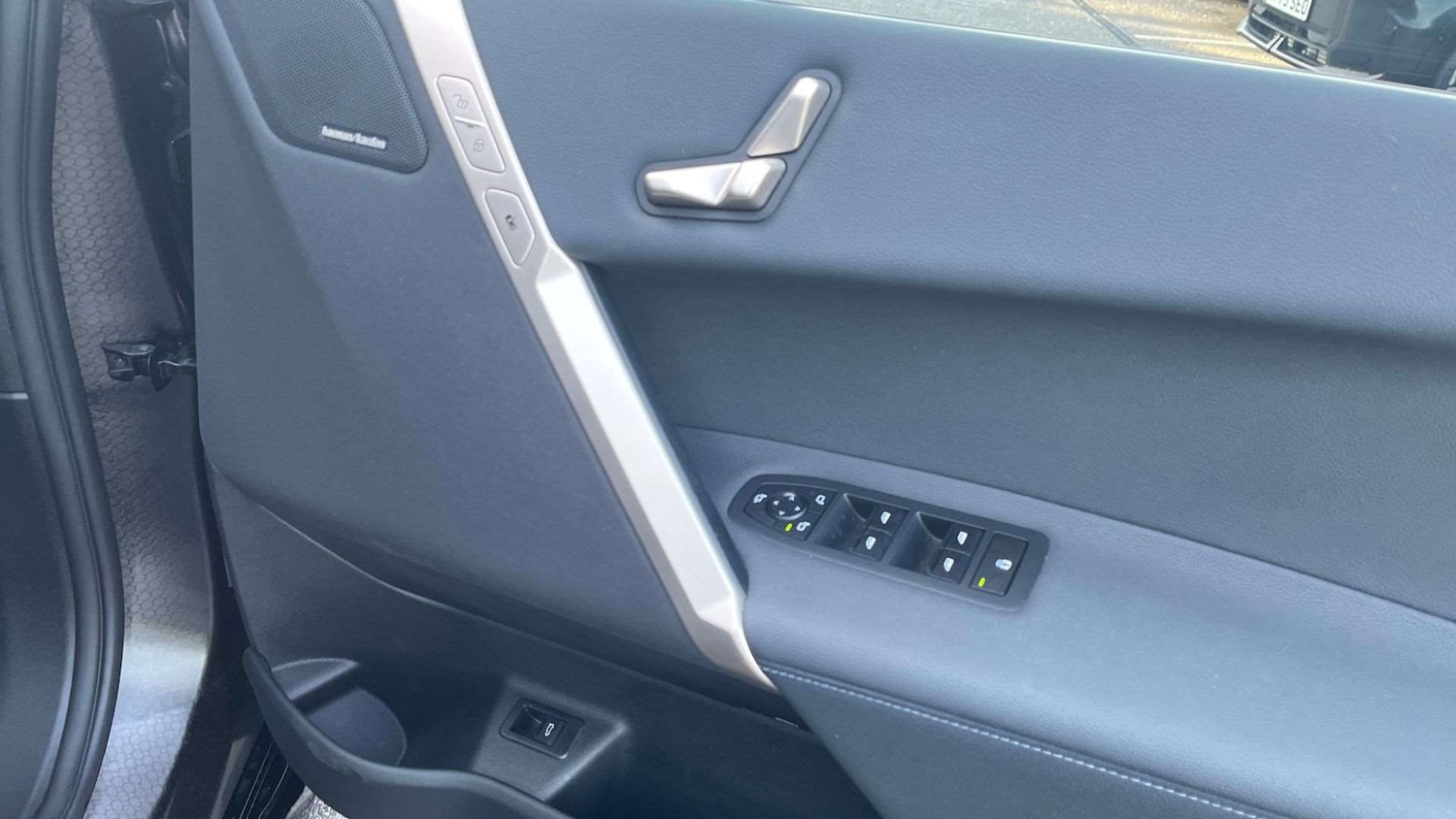 Used BMW iX 2024 for sale - 76889741: Photo 27