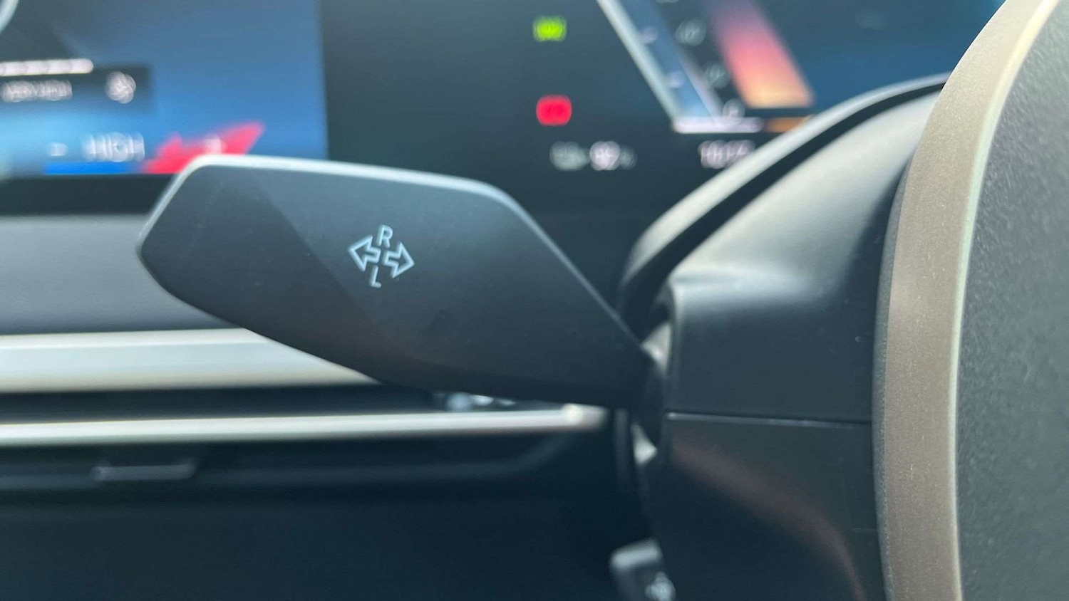 Used BMW iX 2024 for sale - 76889741: Photo 29