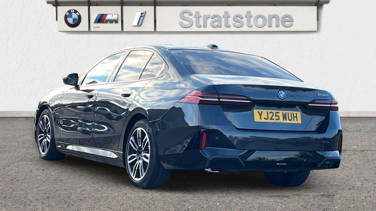 Used BMW 5 Series 2025 for sale - 76156076: Photo 2