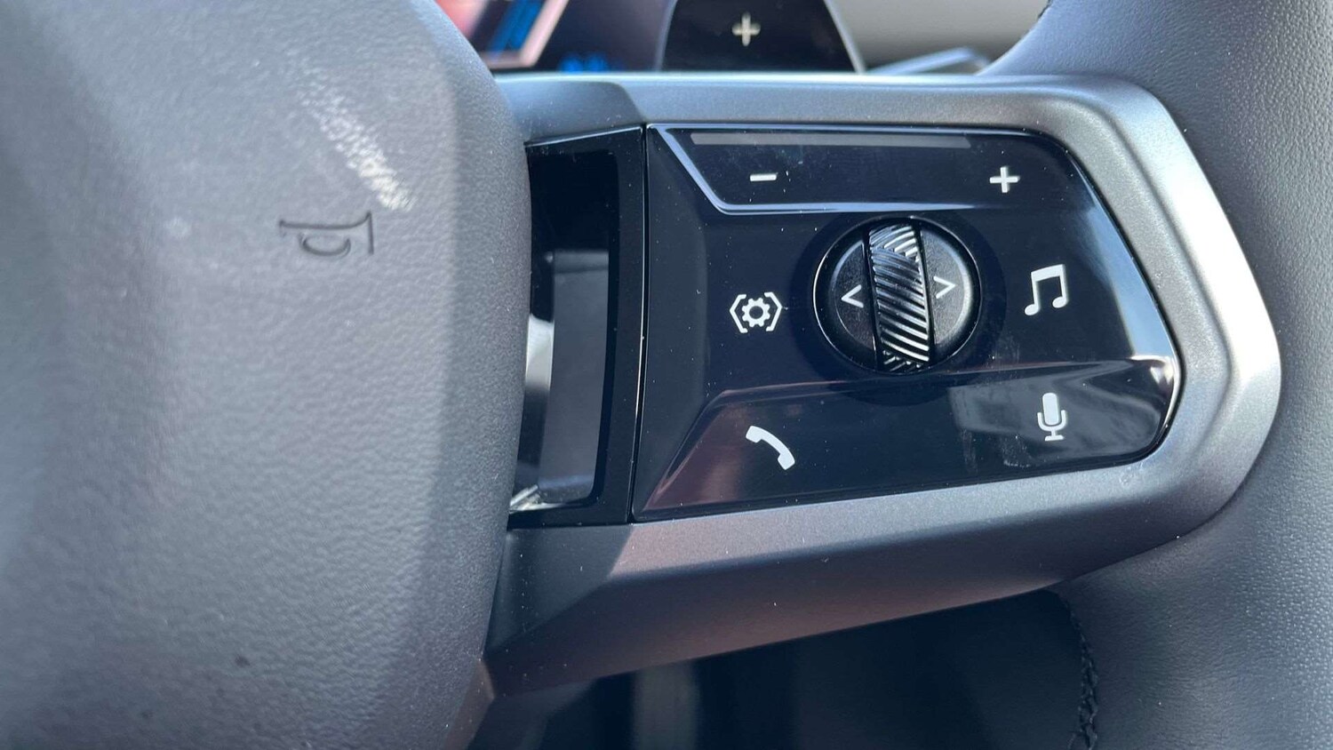 Used BMW 5 Series 2025 for sale - 76156076: Photo 23