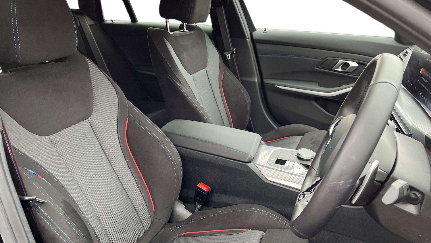 Used BMW 3 Series 2025 for sale - 76774366: Photo 13