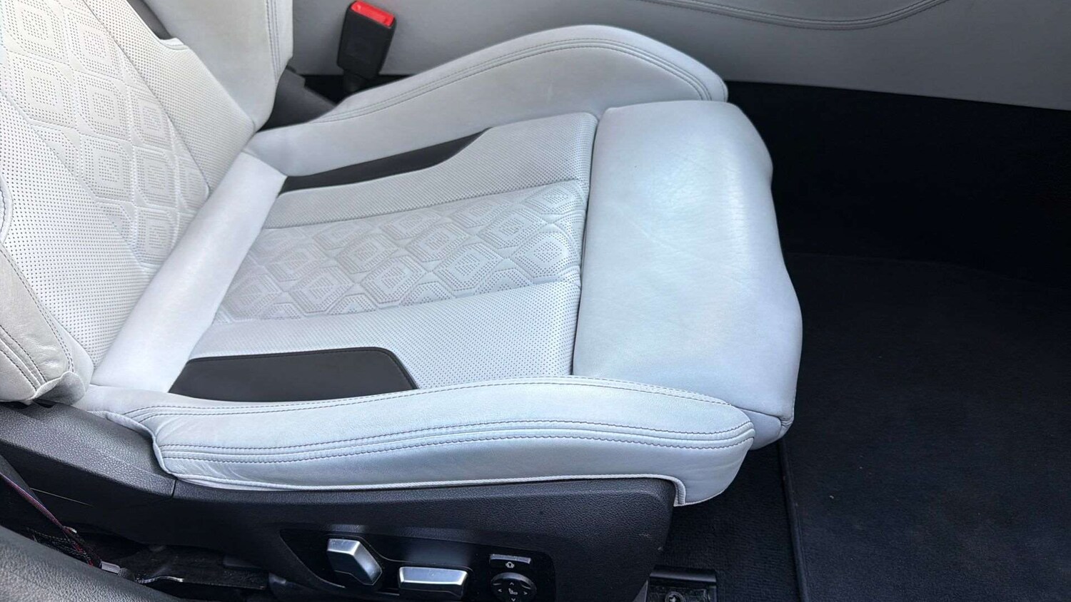 Used BMW M8 2024 for sale - 77361306: Photo 28