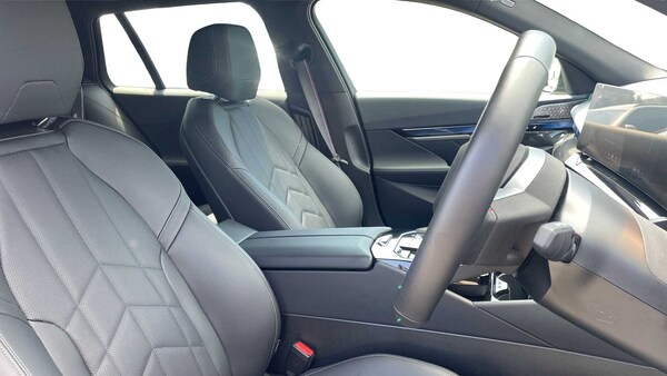 Used BMW i5 2024 for sale - 76272258: Photo 13