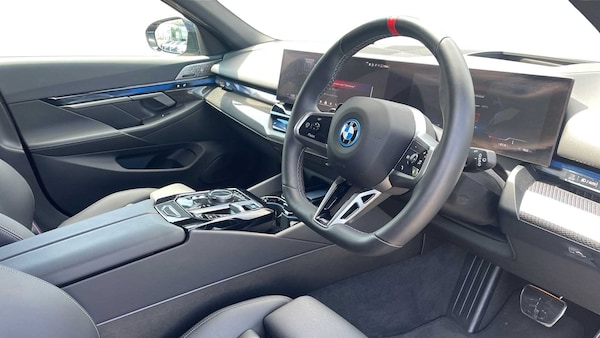 Used BMW i5 2024 for sale - 76272258: Photo 8