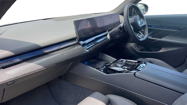 Used BMW i5 2024 for sale - 76272258: Photo 9