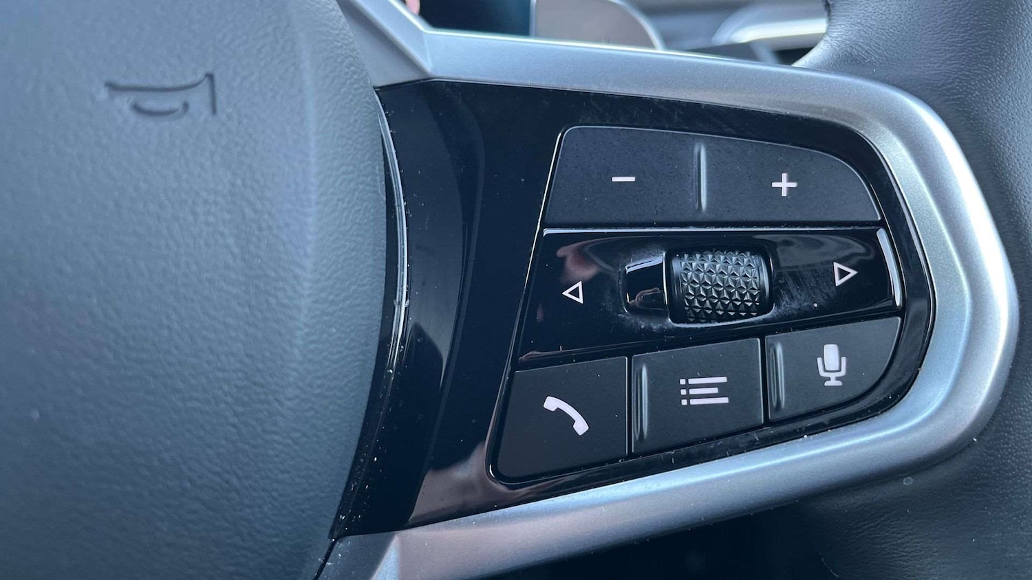 Used BMW 3 Series 2025 for sale - 76704968: Photo 23