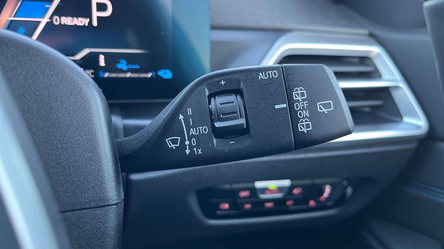 Used BMW 3 Series 2025 for sale - 76704968: Photo 30