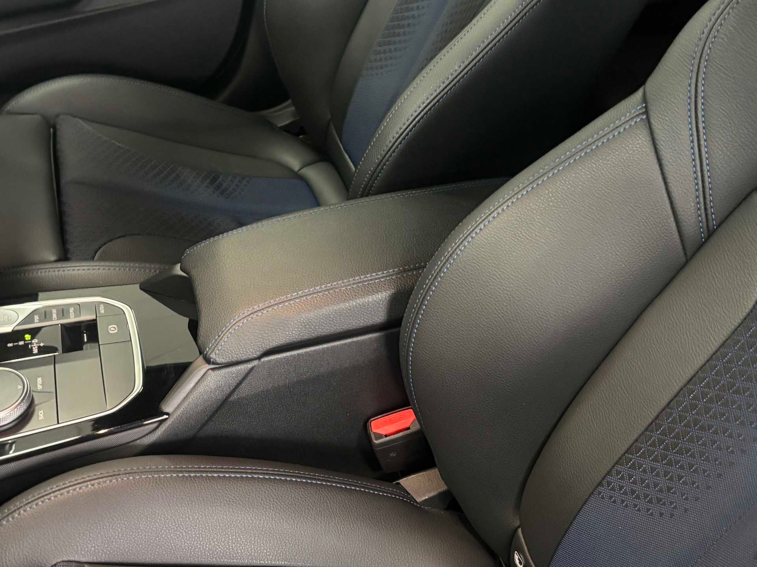 Used BMW 2 Series 2023 for sale - 77772075: Photo 21