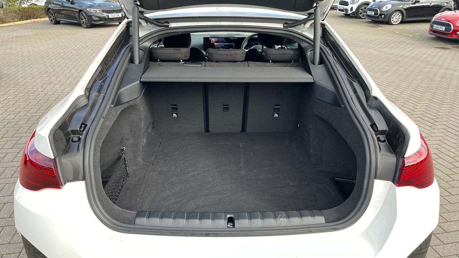 Used BMW i4 2025 for sale - 76156087: Photo 15