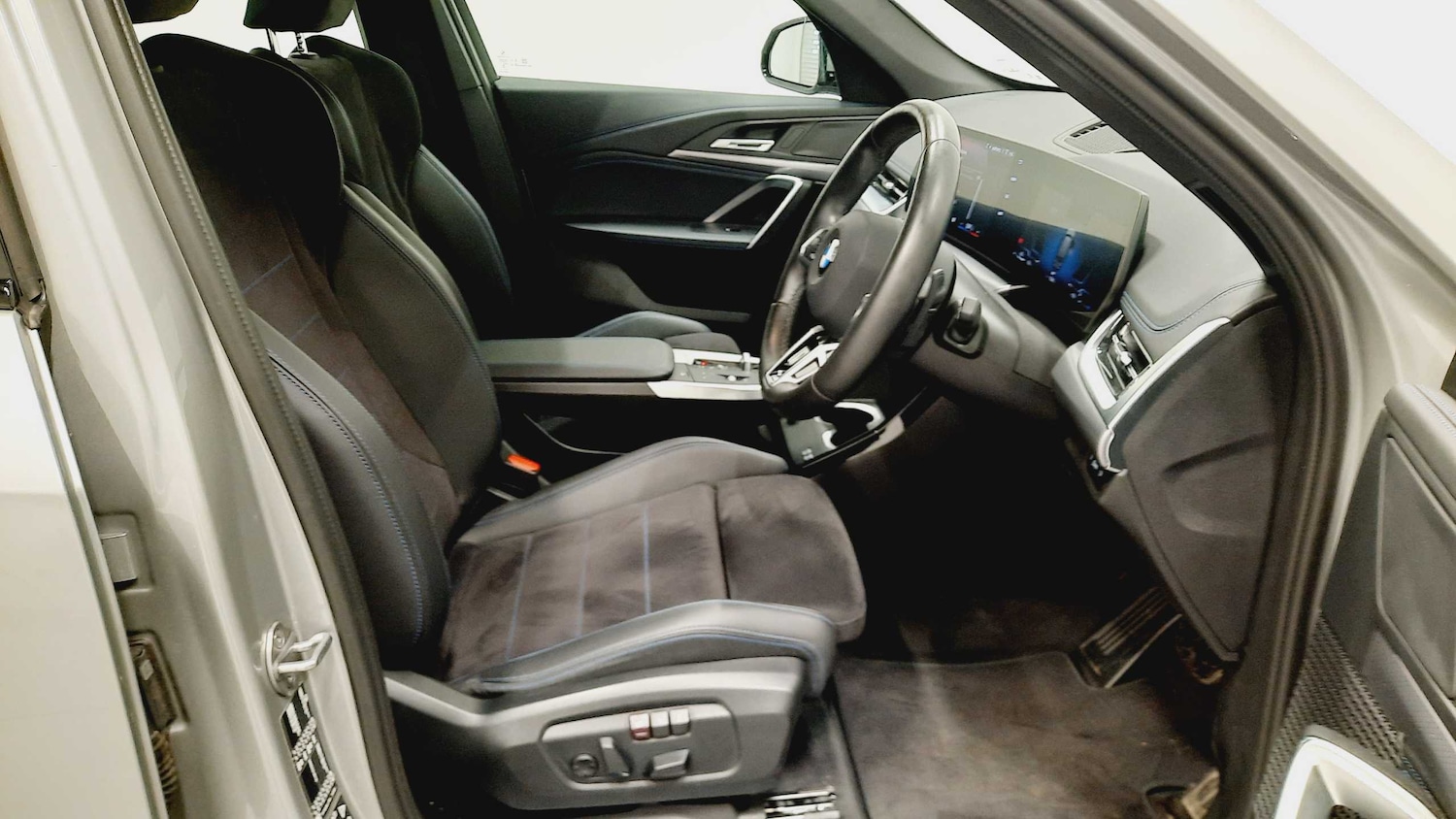 Used BMW X1 2024 for sale - 77233077: Photo 11