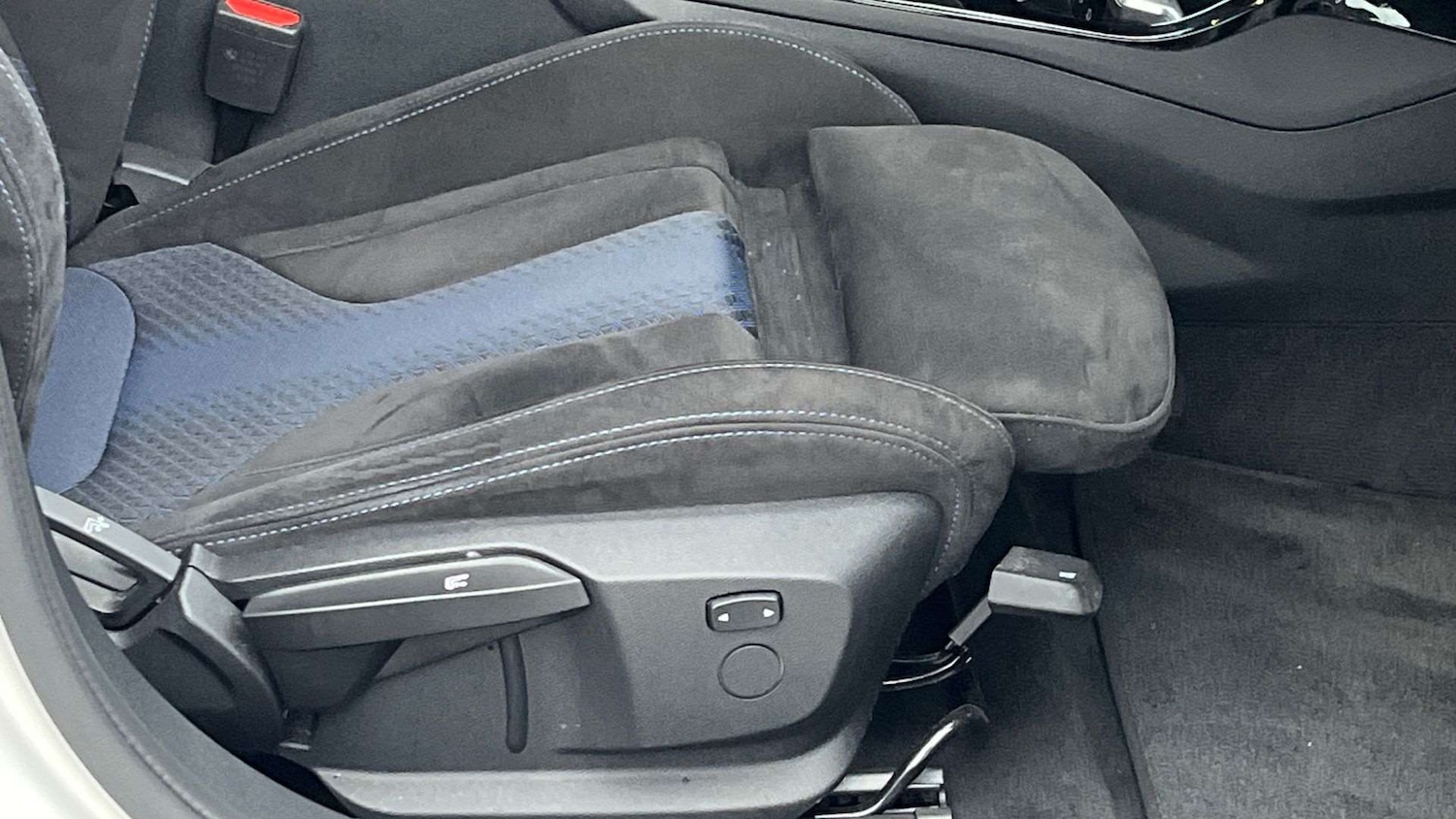 Used BMW 1 Series 2024 for sale - 77076427: Photo 28