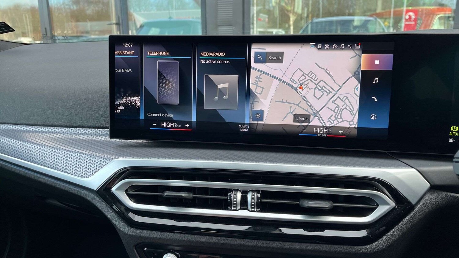 Used BMW 3 Series 2024 for sale - 77553036: Photo 31