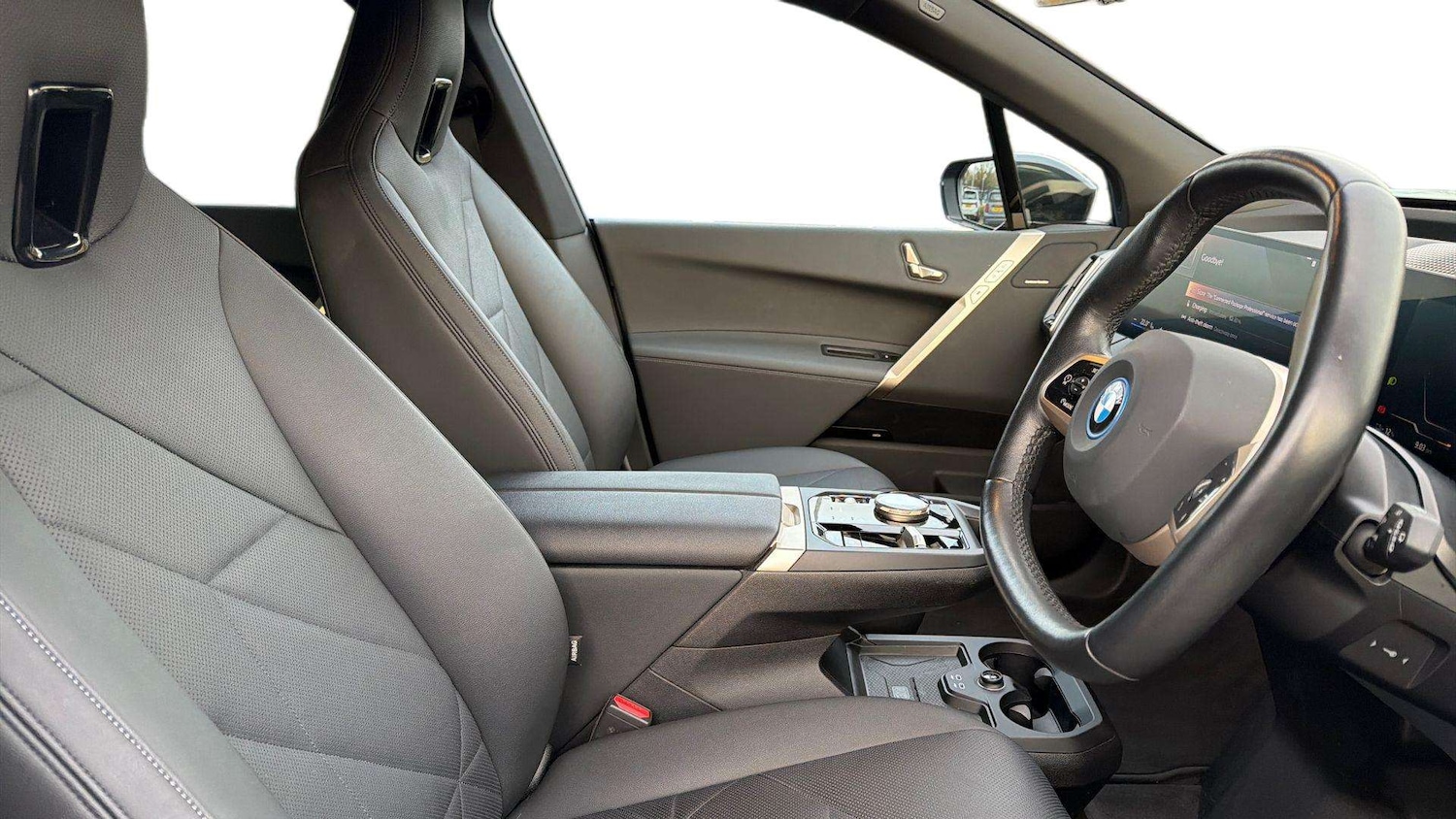 Used BMW iX 2024 for sale - 76746129: Photo 13