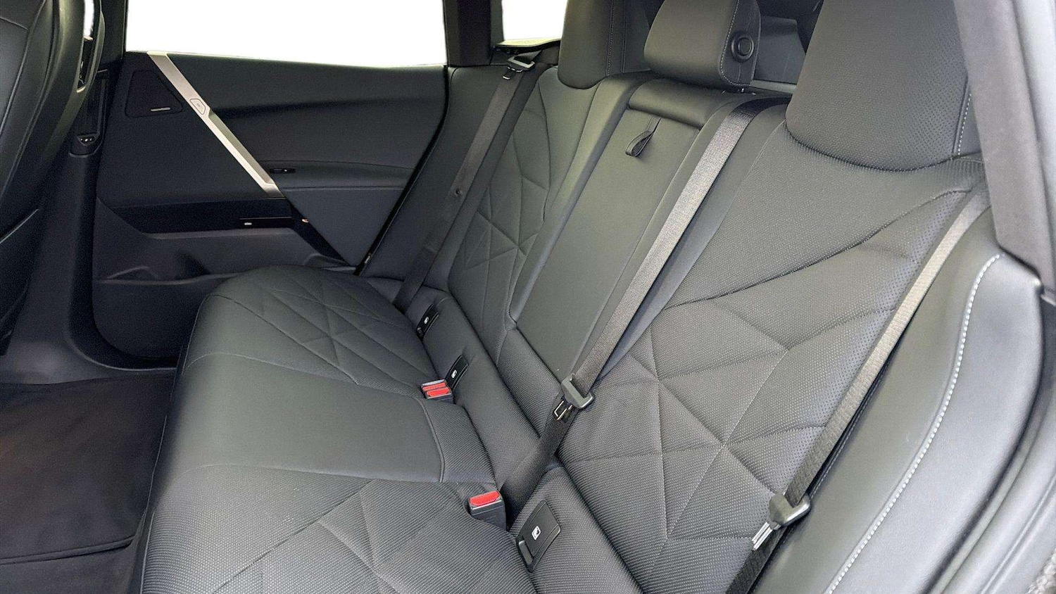 Used BMW iX 2024 for sale - 76746129: Photo 14