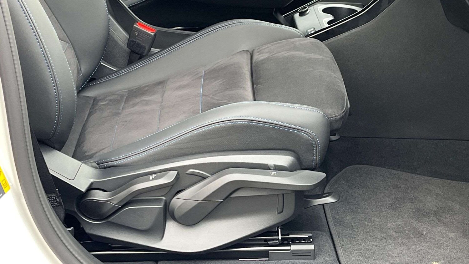 Used BMW iX2 2025 for sale - 78208844: Photo 28