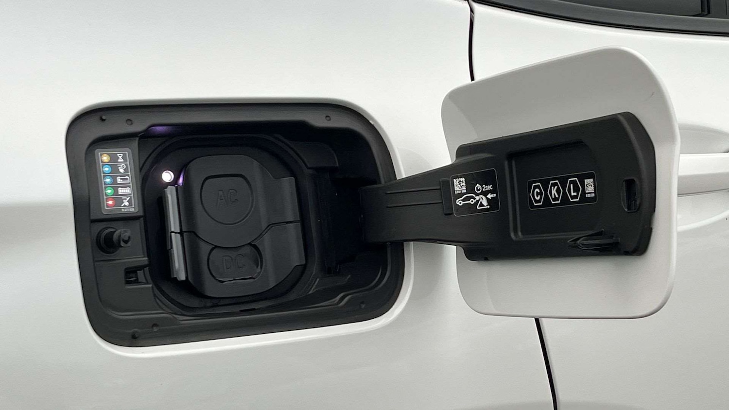 Used BMW iX3 2021 for sale - 76746041: Photo 25