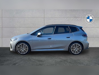 Used BMW 2 Series 2023 for sale - 77698997: Photo