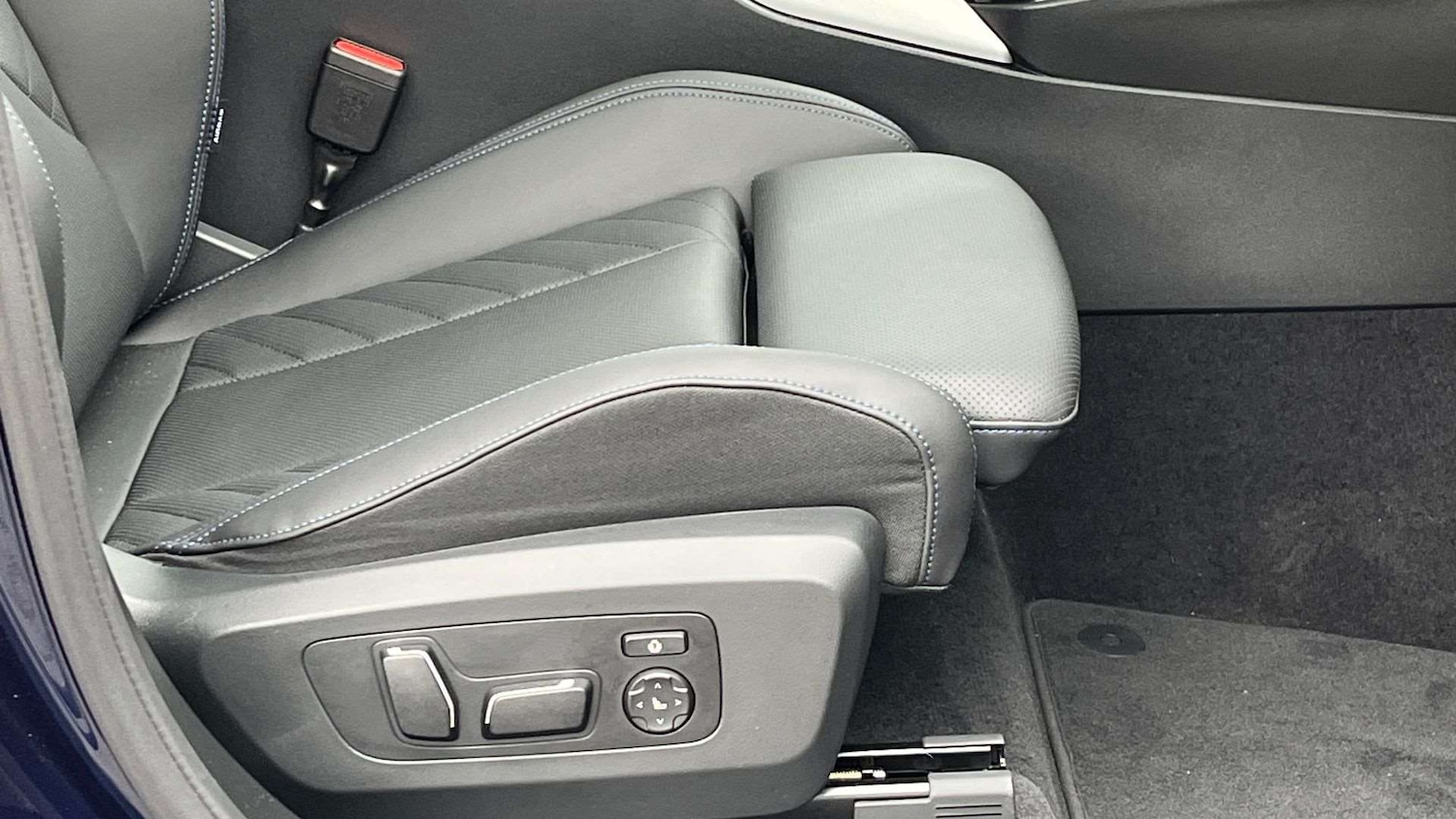 Used BMW X3 2025 for sale - 77011324: Photo 28