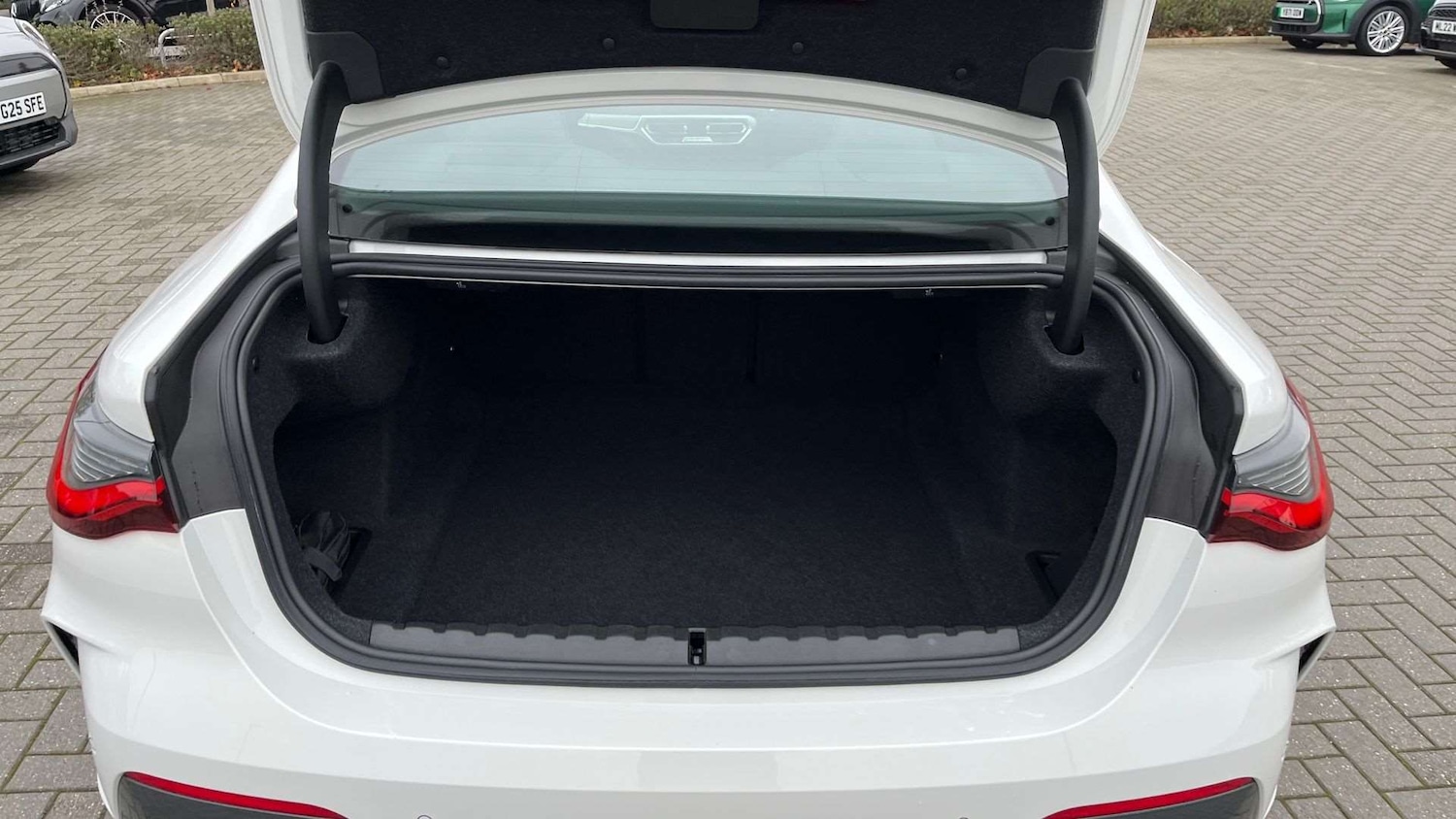 Used BMW 4 Series 2022 for sale - 76540668: Photo 15