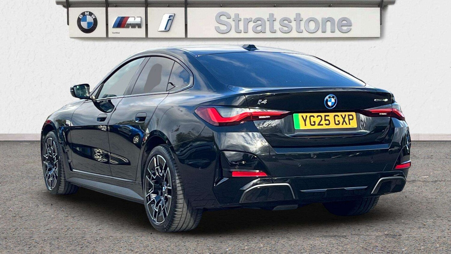 Used BMW i4 2025 for sale - 76015928: Photo 2