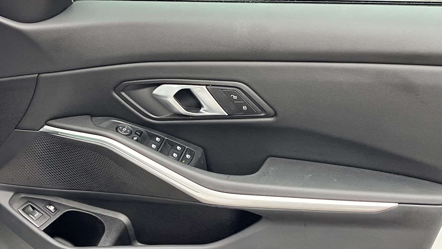 Used BMW 3 Series 2025 for sale - 76339666: Photo 27