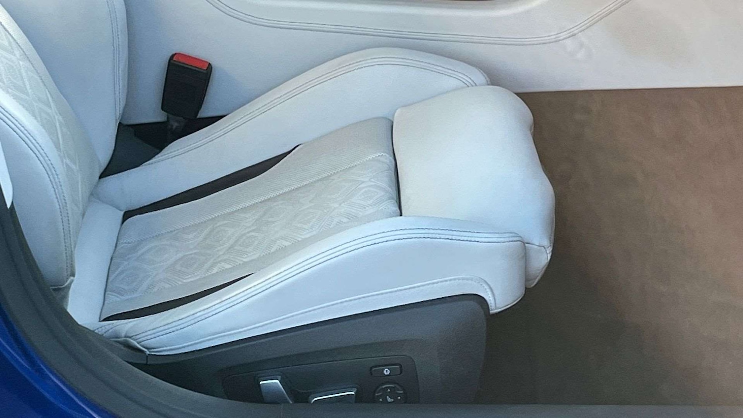 Used BMW M8 2022 for sale - 77044096: Photo 28