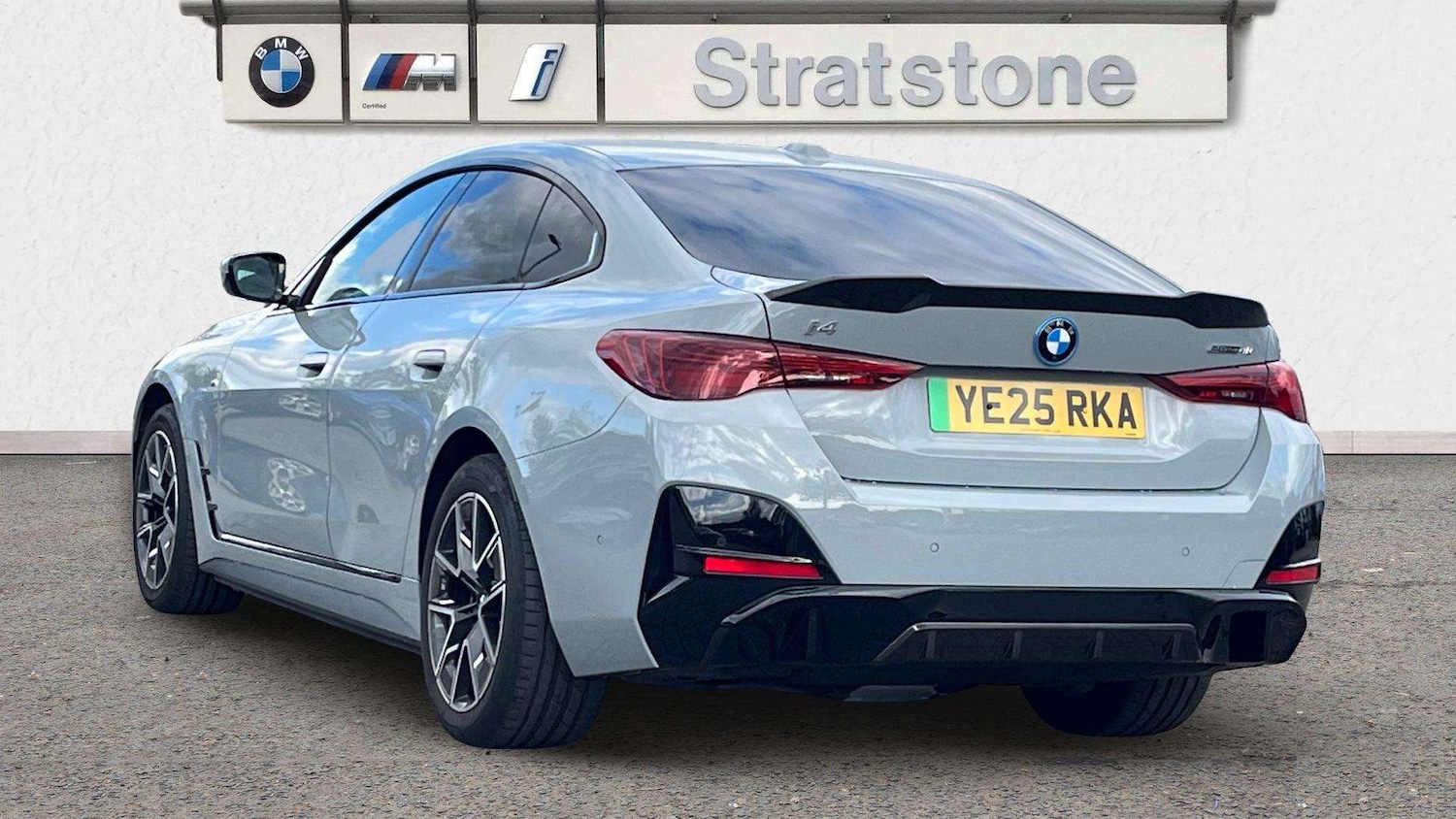 Used BMW i4 2025 for sale - 75218526: Photo 2