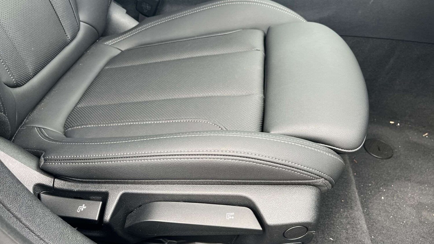 Used BMW i4 2025 for sale - 75218526: Photo 28