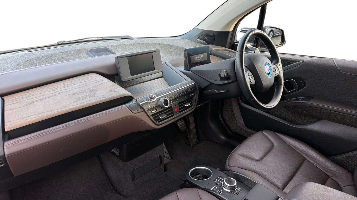 Used BMW i3 2022 for sale - 76705104: Photo 9