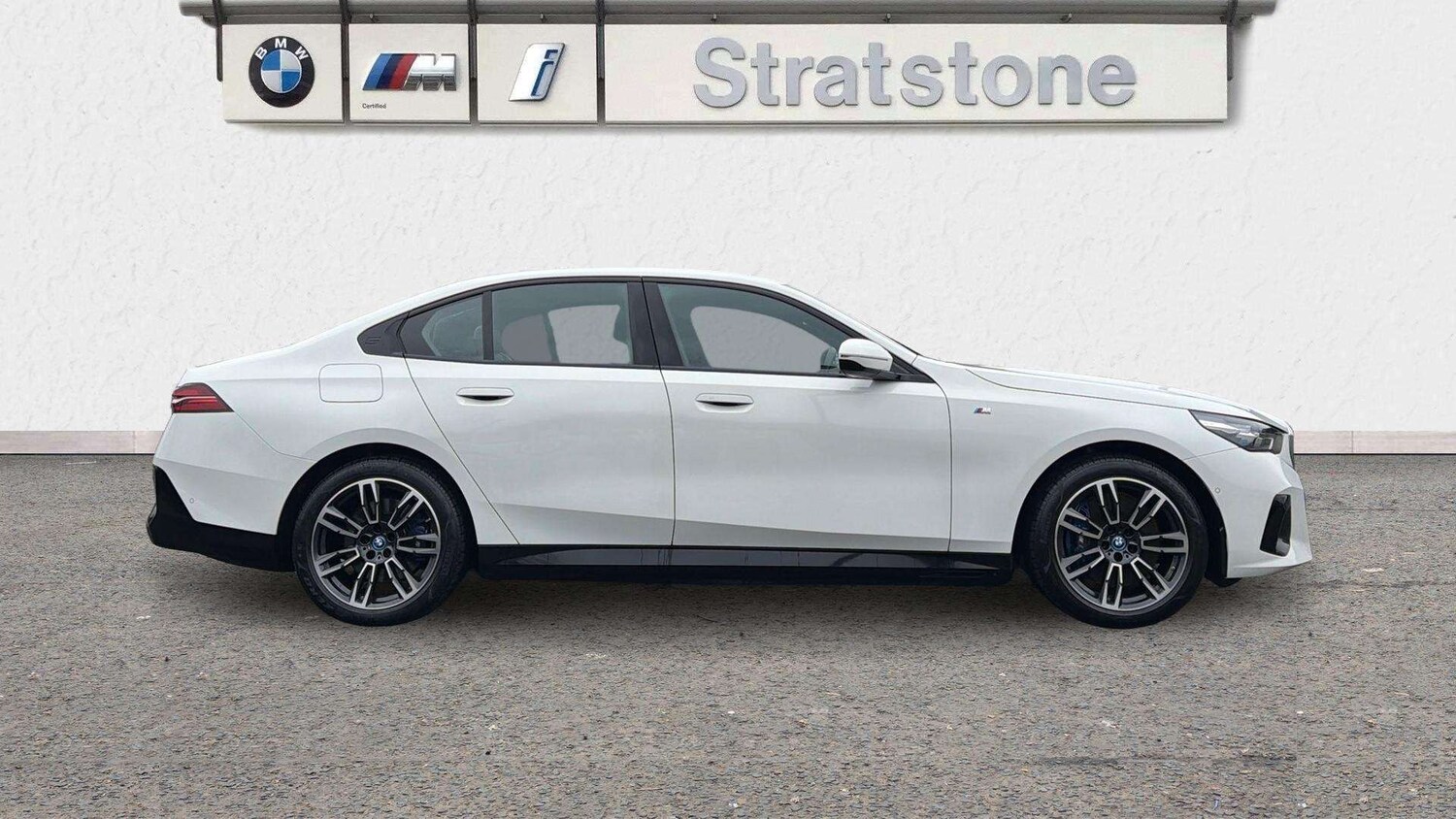Used BMW i5 2023 for sale - 77270335: Photo 4