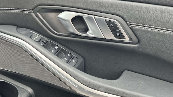 Used BMW 3 Series 2022 for sale - 75785049: Photo 27
