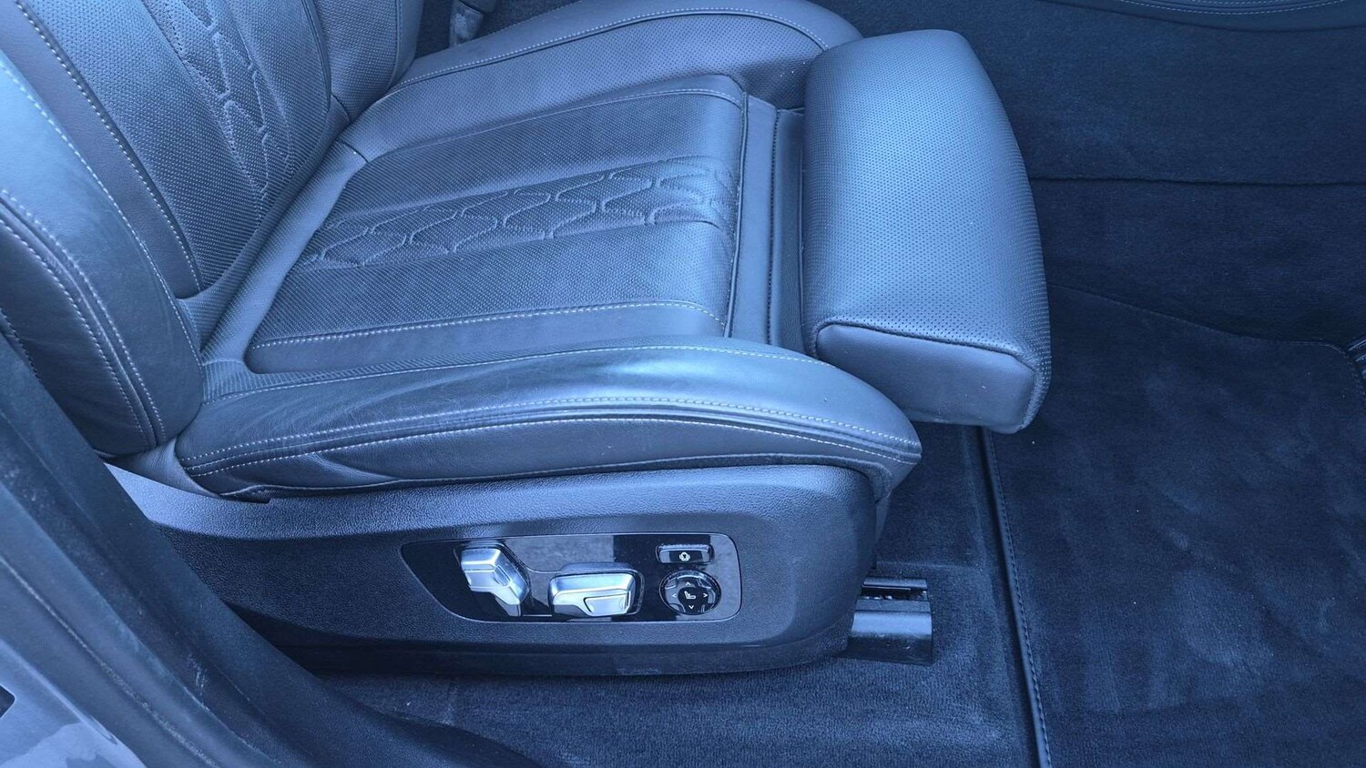 Used BMW X7 2023 for sale - 78010098: Photo 28