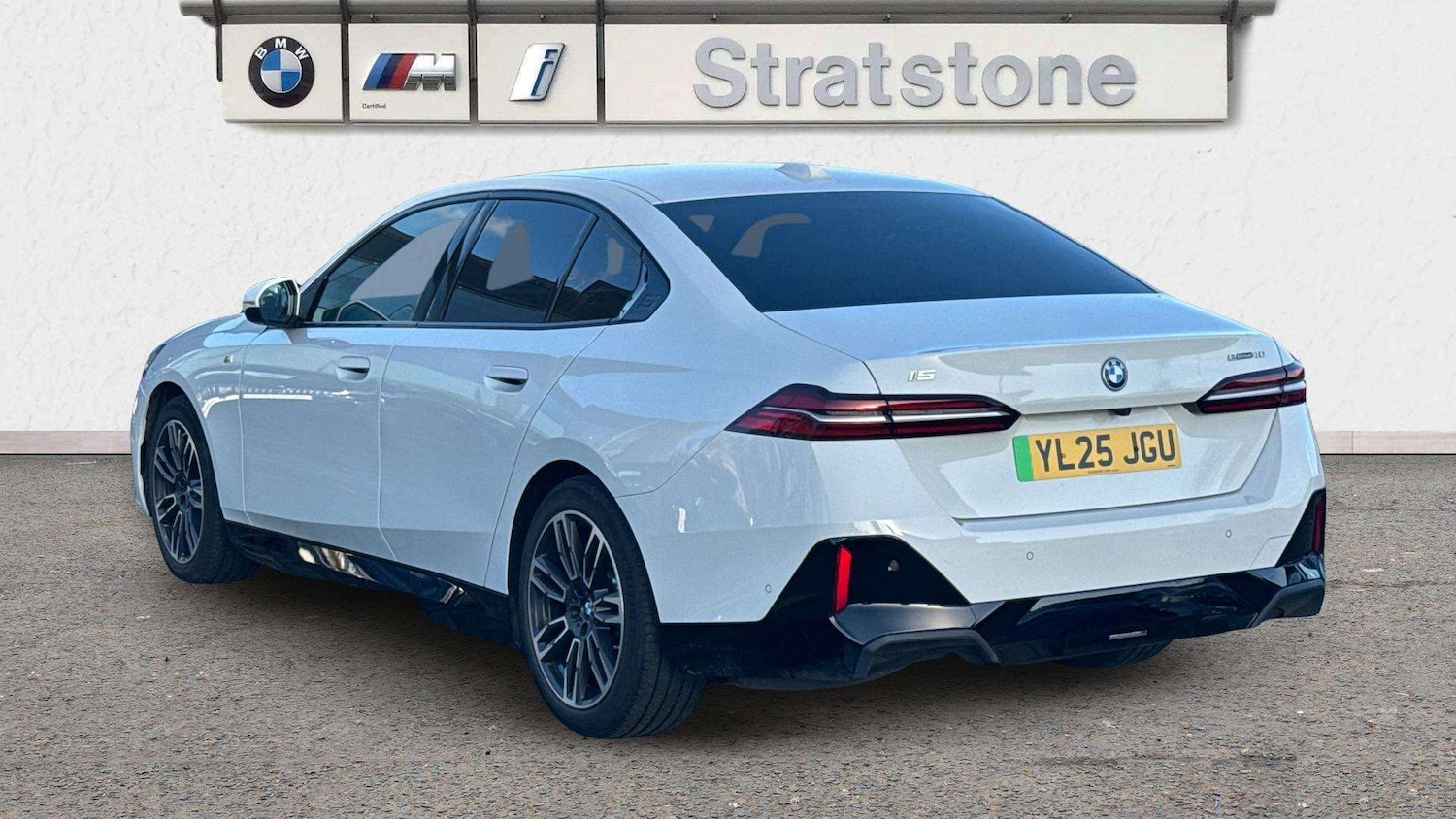 Used BMW i5 2025 for sale - 76156148: Photo 2