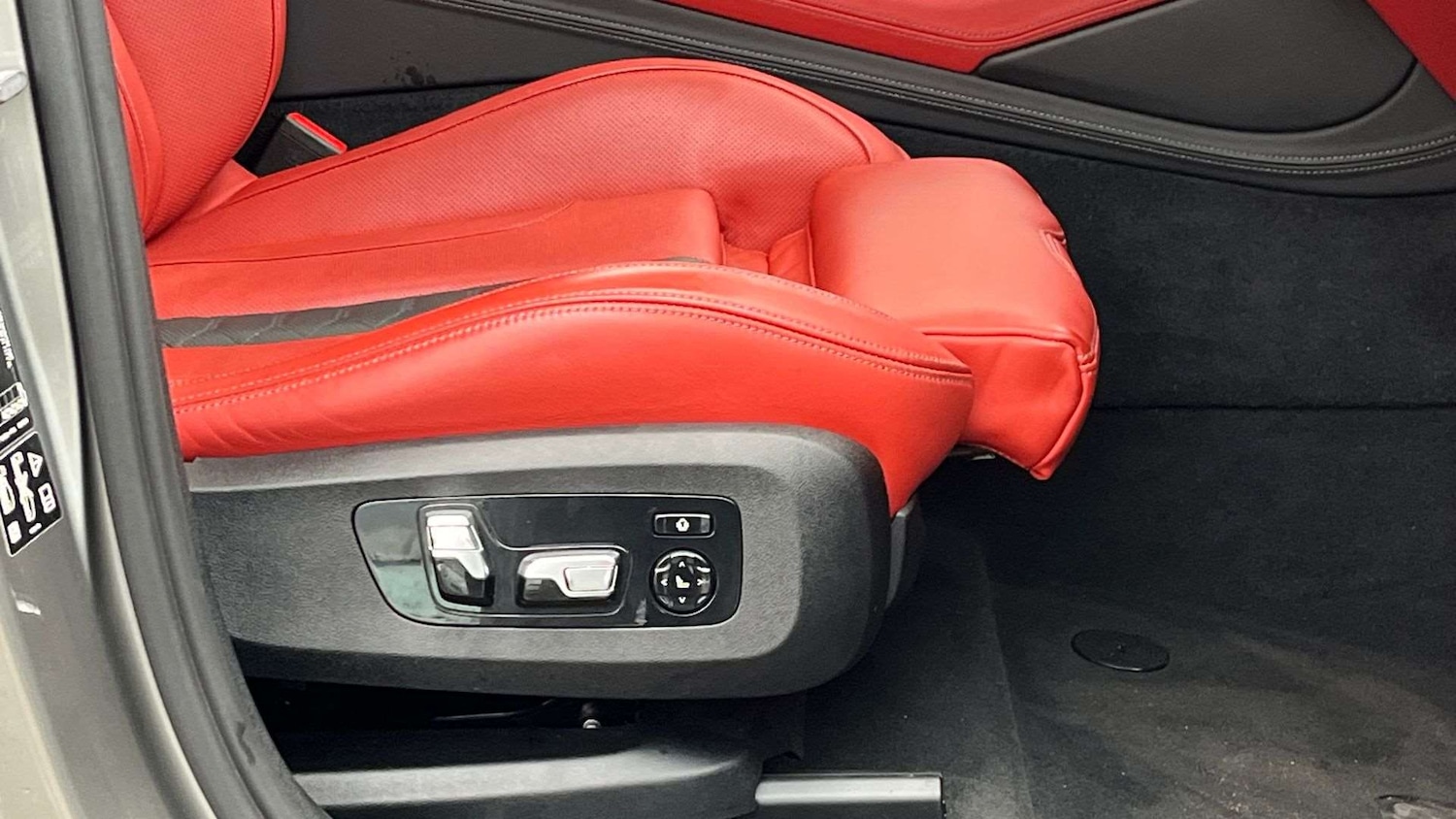 Used BMW x6 M 2022 for sale - 77333965: Photo 28