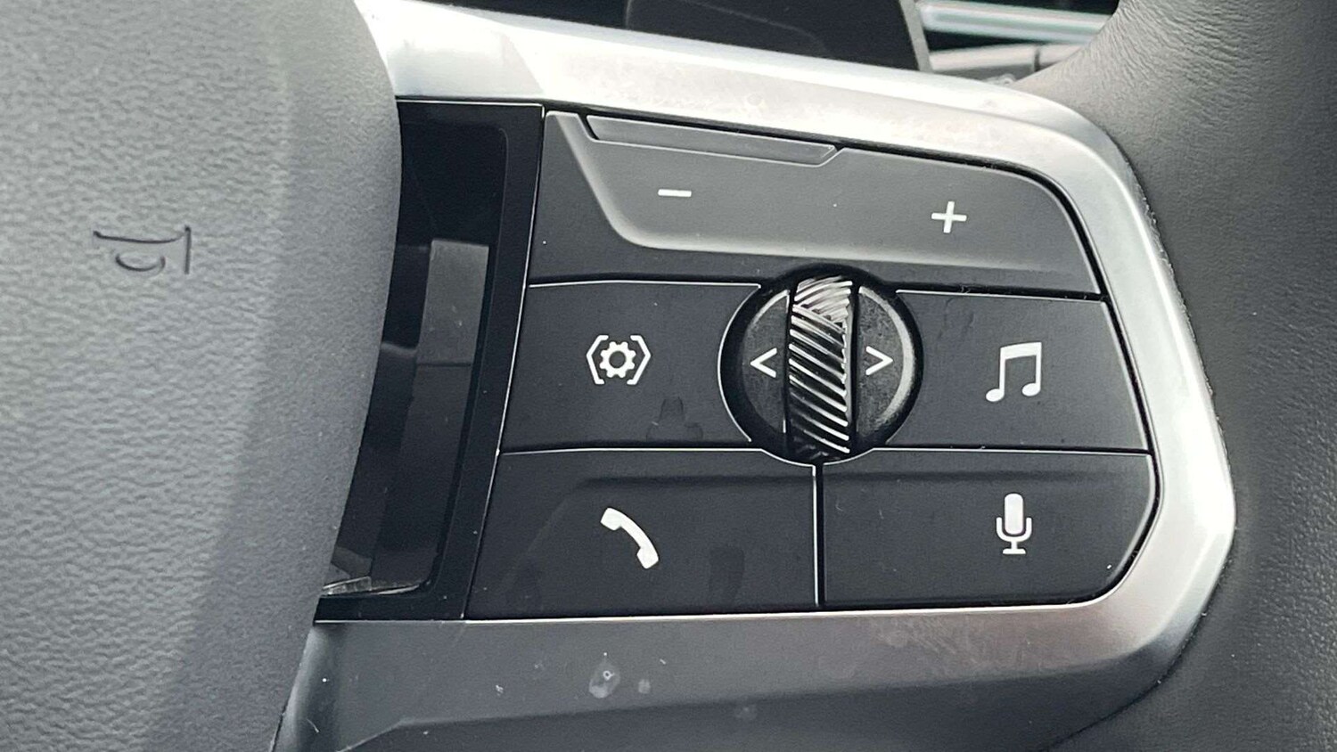 Used BMW 2 Series 2025 for sale - 77928478: Photo 23